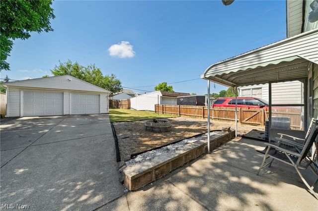 5601 Archmere Avenue, Cleveland, OH 44144
