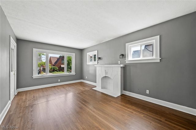5601 Archmere Avenue, Cleveland, OH 44144