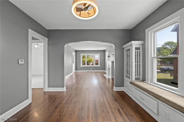 5601 Archmere Avenue, Cleveland, OH 44144