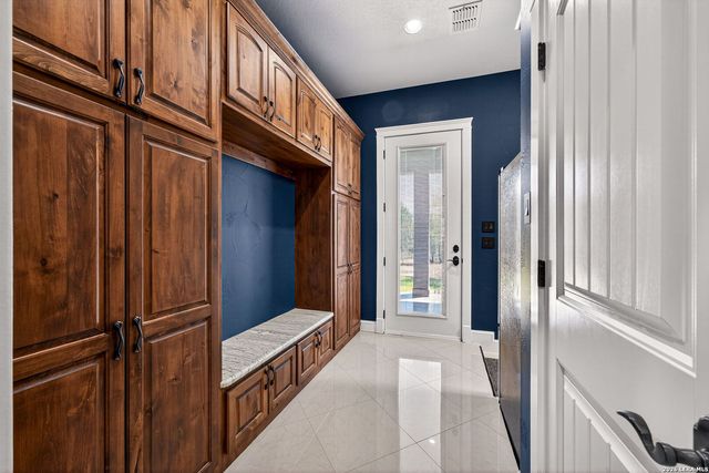 7620 Sky Loop, Garden Ridge, TX 78266