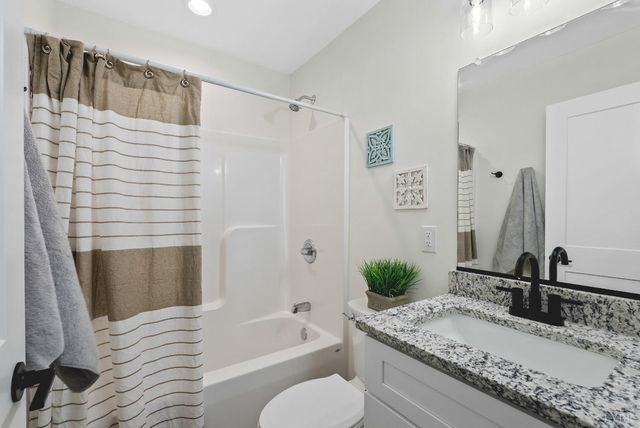 89 Halsey Rd Road, Lynchburg, VA 24501