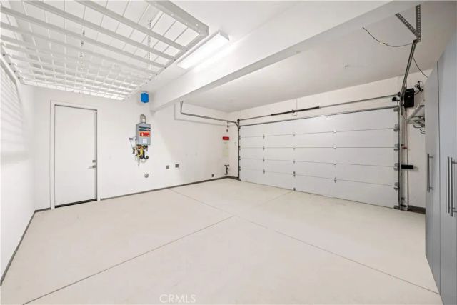 220 Follyhatch, Irvine, CA 92618