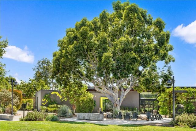 220 Follyhatch, Irvine, CA 92618
