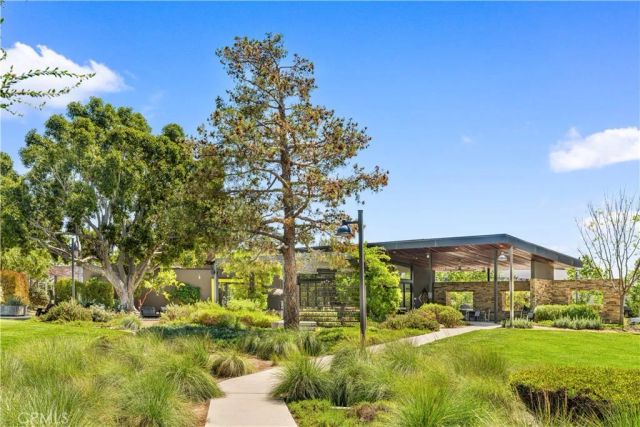 220 Follyhatch, Irvine, CA 92618