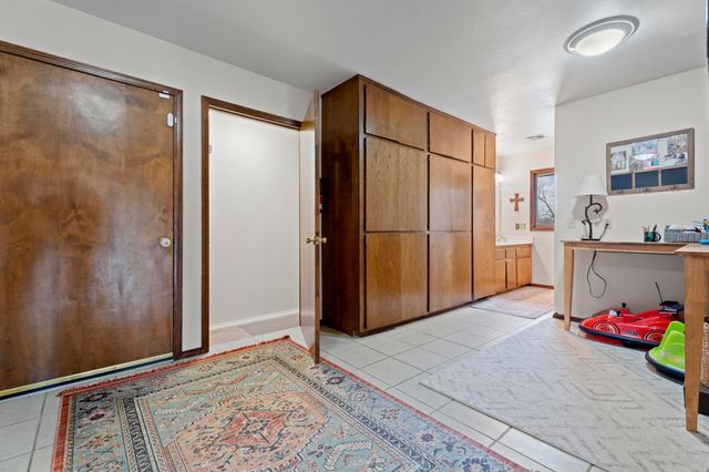 1202 Woodcrest Way, Grove, OK 74344