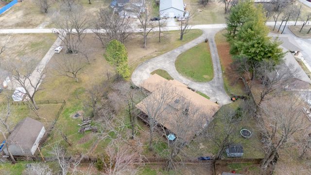 1202 Woodcrest Way, Grove, OK 74344