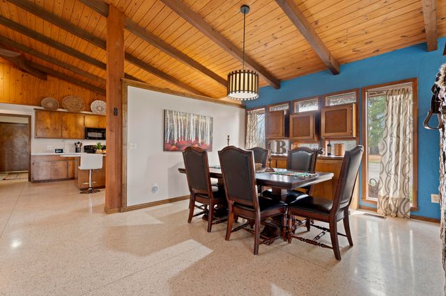 1202 Woodcrest Way, Grove, OK 74344