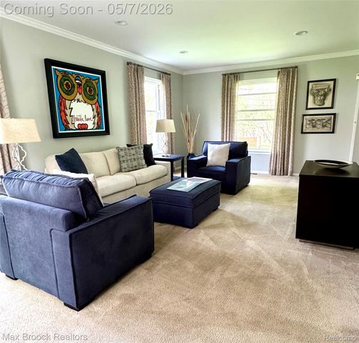 30800 Roberts Drive, Franklin Village, MI 48025