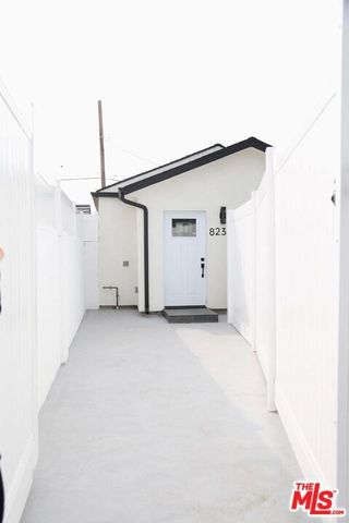 8235 Alcove Avenue, North Hollywood (los Angeles), CA 91605