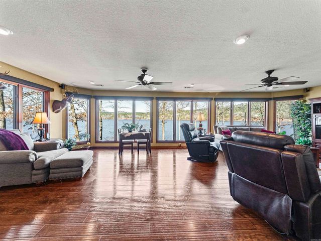 5 Adaja Lane, Hot Springs Village, AR 71909