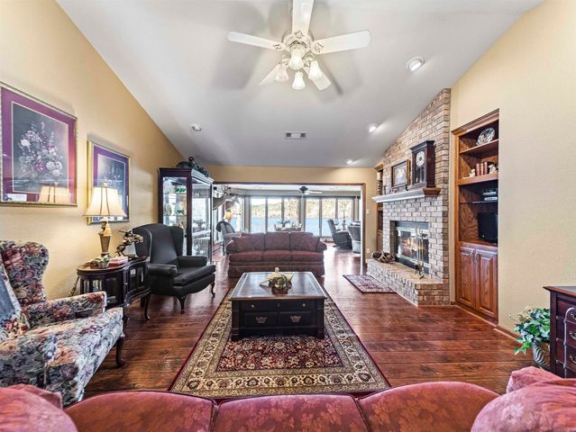 5 Adaja Lane, Hot Springs Village, AR 71909