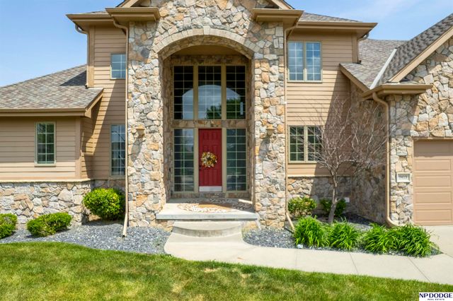 7413 N 116th Avenue Circle, Omaha, NE 68142