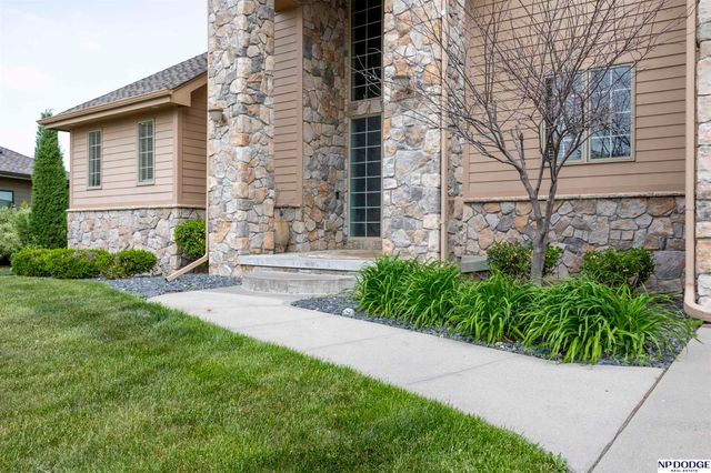 7413 N 116th Avenue Circle, Omaha, NE 68142