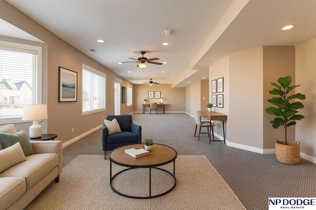 7413 N 116th Avenue Circle, Omaha, NE 68142