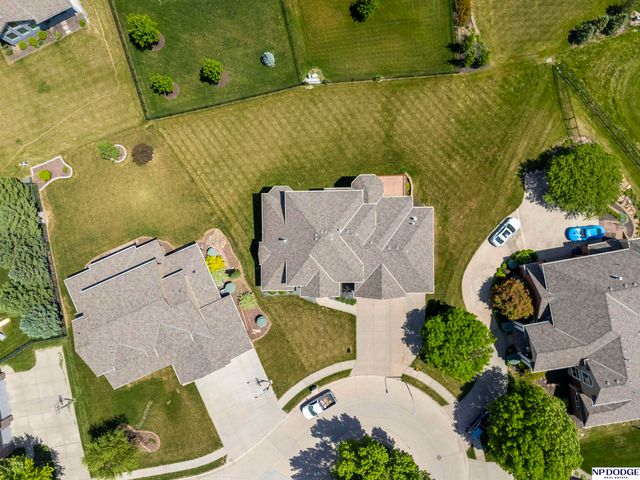 7413 N 116th Avenue Circle, Omaha, NE 68142