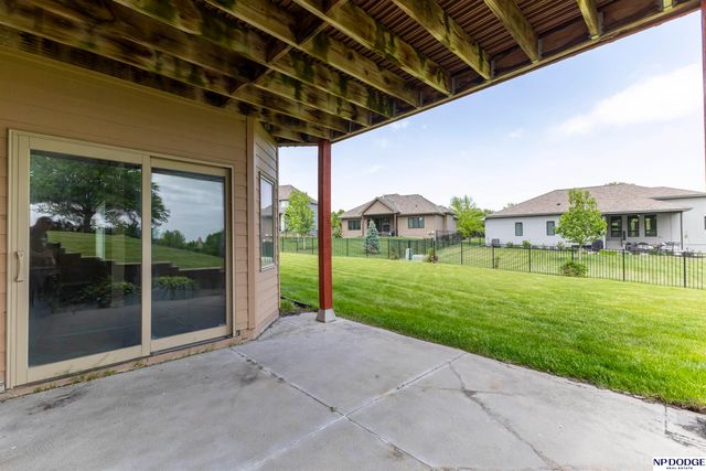 7413 N 116th Avenue Circle, Omaha, NE 68142