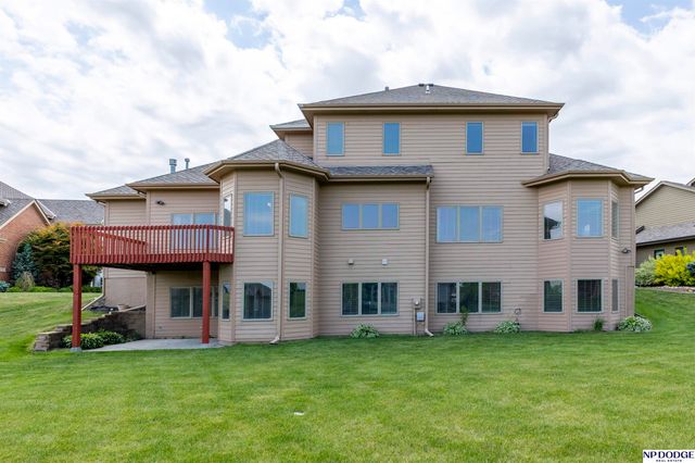 7413 N 116th Avenue Circle, Omaha, NE 68142