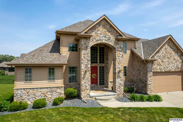 7413 N 116th Avenue Circle, Omaha, NE 68142