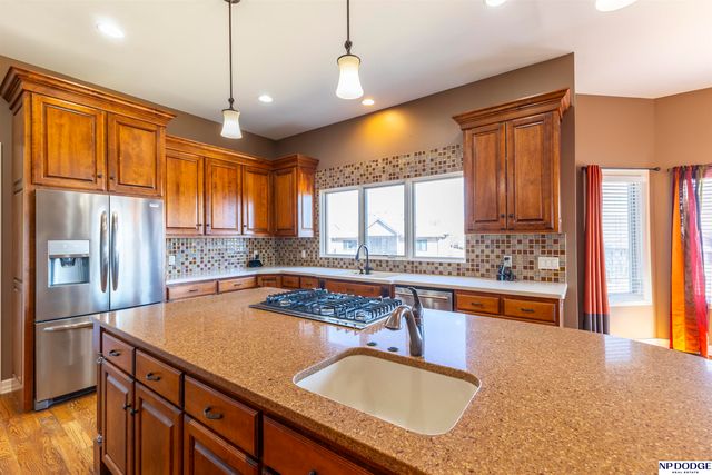 7413 N 116th Avenue Circle, Omaha, NE 68142