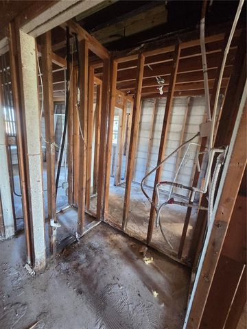 10215 MANATEE AVE W 1 + 2, Bradenton, FL 34209