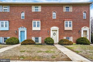 423 WELDON DR #423, York, PA 17404