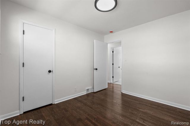 12751 Oak Park Boulevard, Oak Park, MI 48237