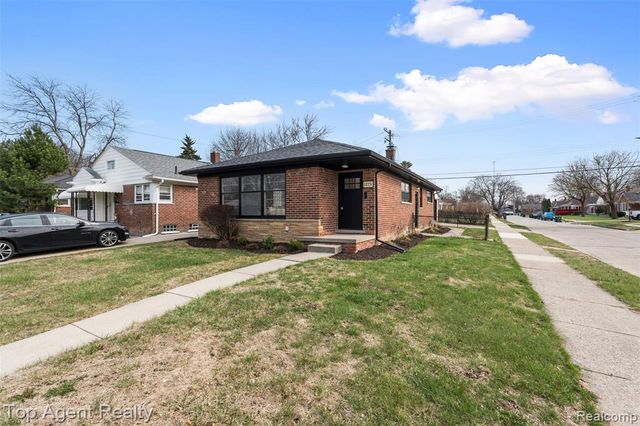 12751 Oak Park Boulevard, Oak Park, MI 48237