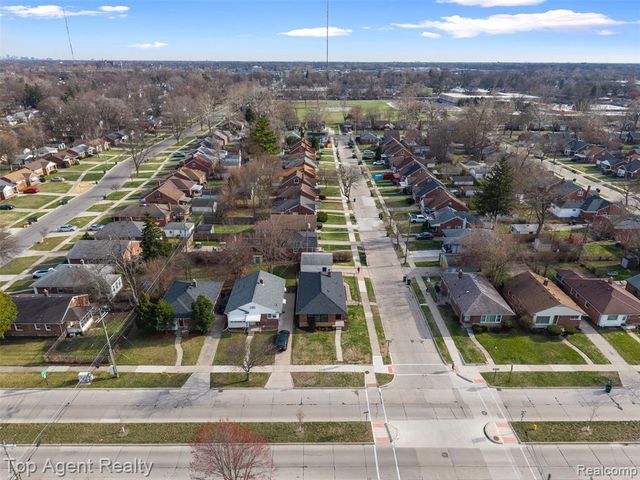 12751 Oak Park Boulevard, Oak Park, MI 48237