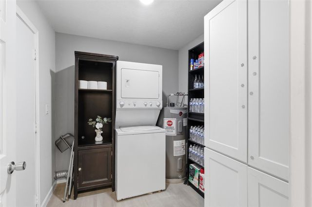 96 Road 3802, Cleveland, TX 77328