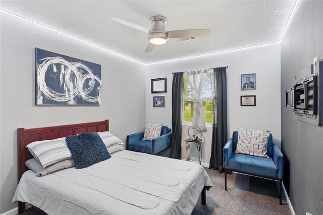 96 Road 3802, Cleveland, TX 77328