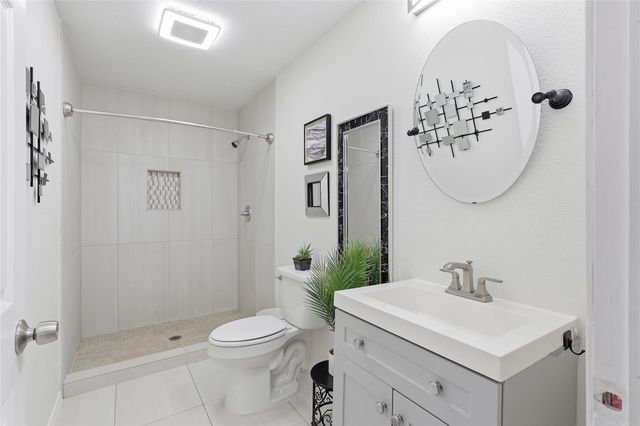 96 Road 3802, Cleveland, TX 77328