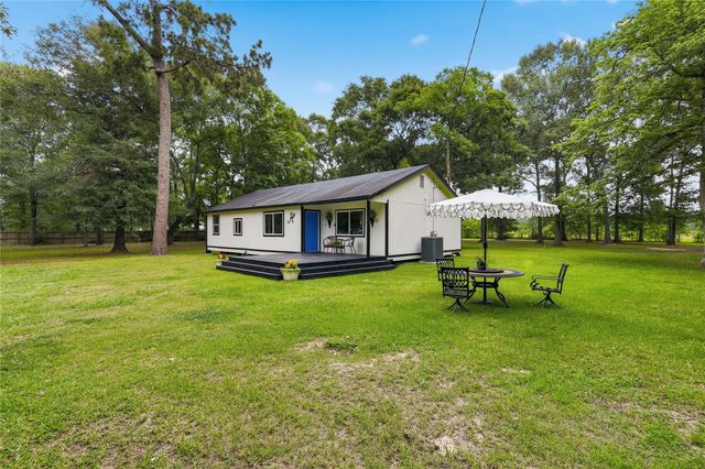 96 Road 3802, Cleveland, TX 77328