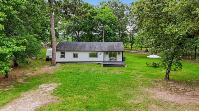 96 Road 3802, Cleveland, TX 77328