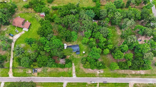 96 Road 3802, Cleveland, TX 77328