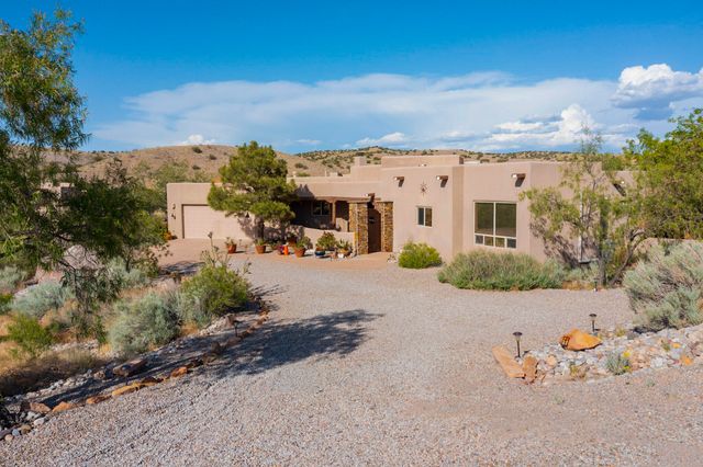 1 SEASONS Circle, Placitas, NM 87043
