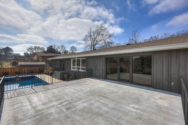 91 Country Club Ter, Winchester, TN 37398
