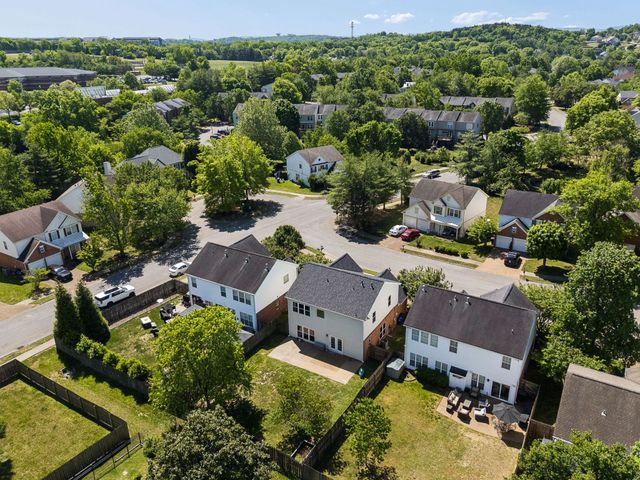 202 Calgary Ct, Franklin, TN 37067