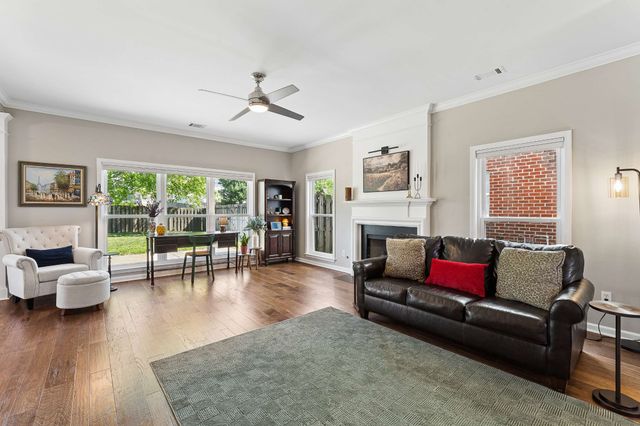 202 Calgary Ct, Franklin, TN 37067