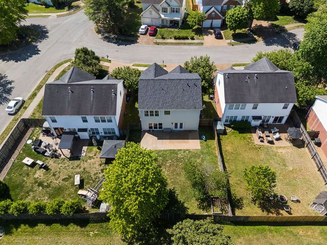 202 Calgary Ct, Franklin, TN 37067