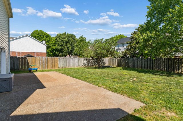 202 Calgary Ct, Franklin, TN 37067
