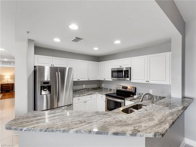 3952 Pomodoro CIR 303, Cape Coral, FL 33909