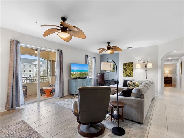 3952 Pomodoro CIR 303, Cape Coral, FL 33909