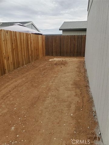 21621 Sandia Road 150, Apple Valley, CA 92308