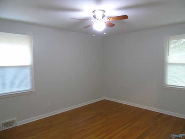 704 Graycroft Drive SE, Huntsville, AL 35802