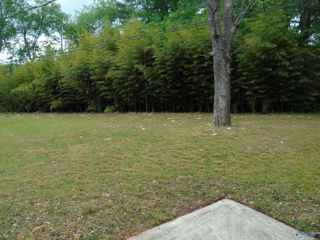 704 Graycroft Drive SE, Huntsville, AL 35802