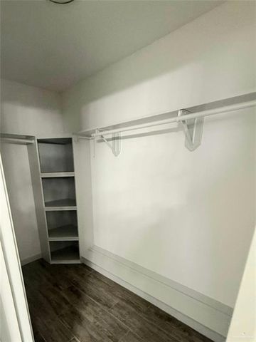 1004 Villas Del Norte Street, Weslaco, TX 78599