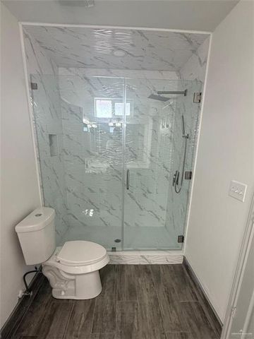 1004 Villas Del Norte Street, Weslaco, TX 78599