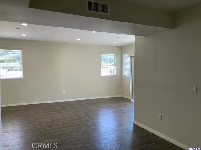 10201 Mountair Avenue 103, Tujunga (los Angeles), CA 91042