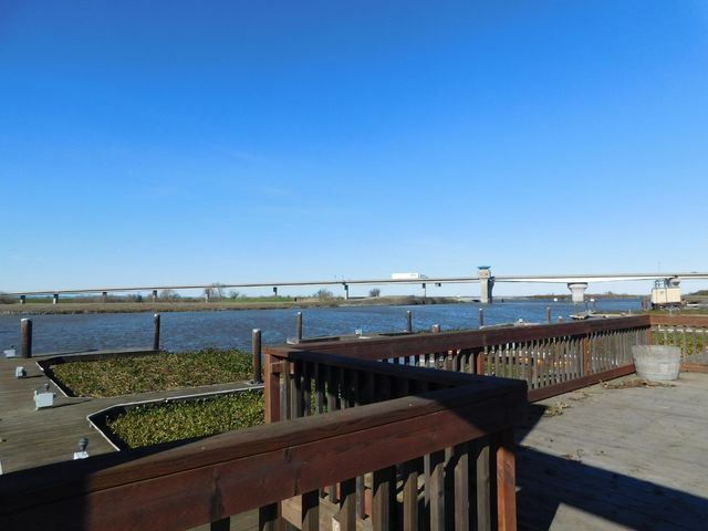 9 Sleepy Hollow Dr, Lodi, CA 95242