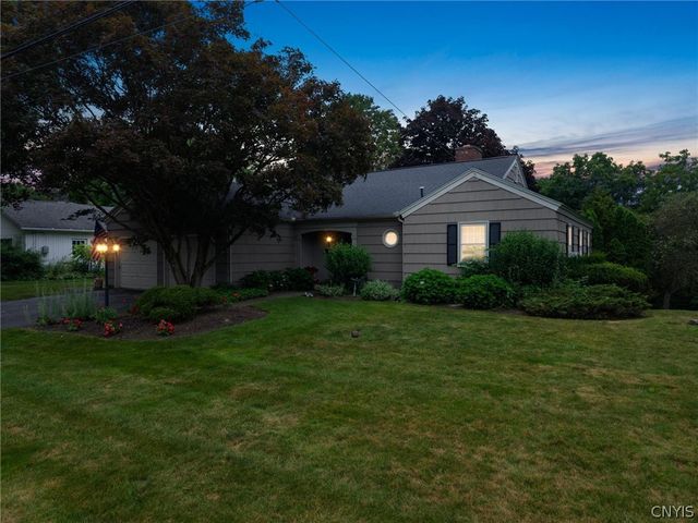 13 Erregger Terrace, Dewitt, NY 13224